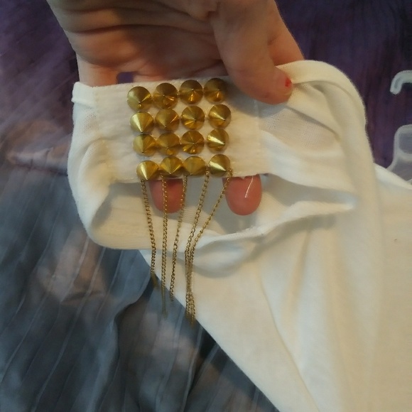 Cold shoulder blouse - Picture 2 of 3